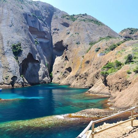 Le Spot 577 Panzió La Ciotat Kültér fotó